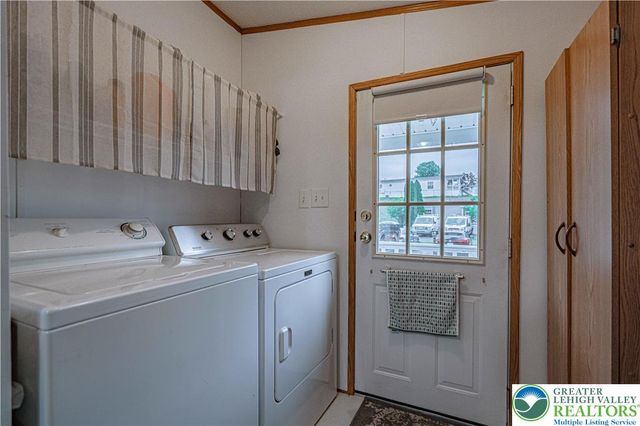 5434 Barclay Court, Lower Macungie Twp, PA 18062