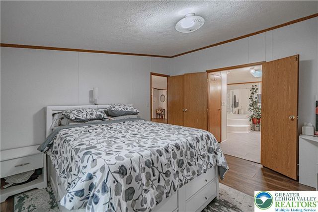 5434 Barclay Court, Lower Macungie Twp, PA 18062