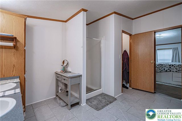 5434 Barclay Court, Lower Macungie Twp, PA 18062
