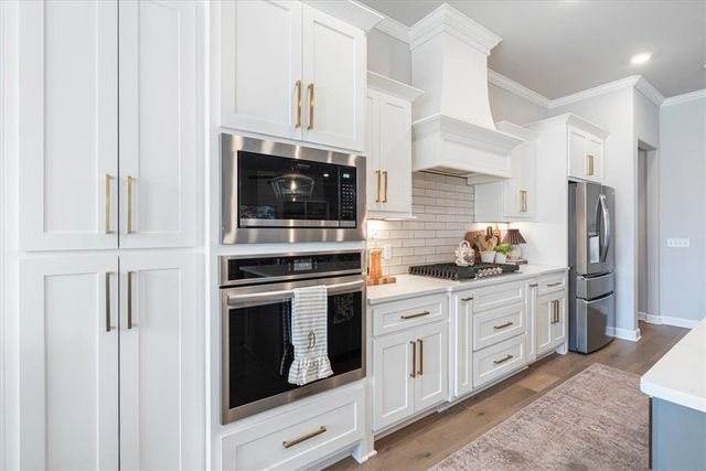 916 Budrio Avenue, Tontitown, AR 72762