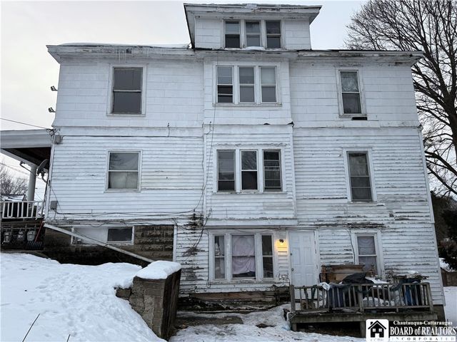 234 Mckinley Avenue, Jamestown, NY 14701