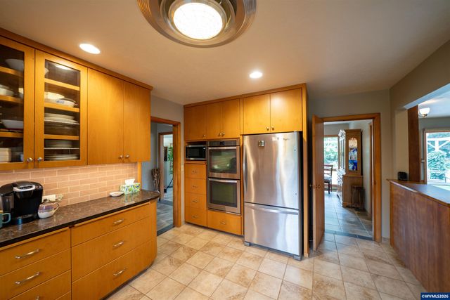 455 W High St, Stayton, OR 97383