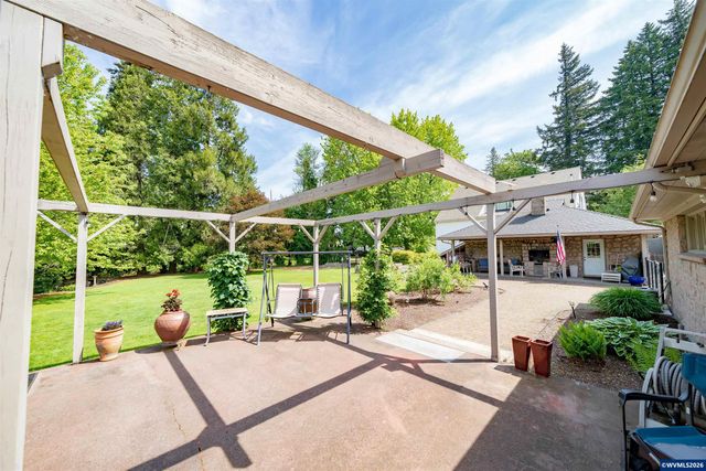 455 W High St, Stayton, OR 97383