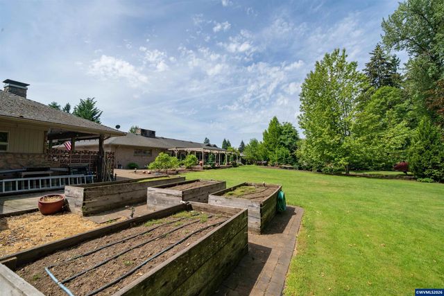 455 W High St, Stayton, OR 97383