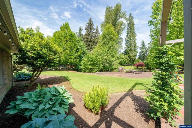 455 W High St, Stayton, OR 97383