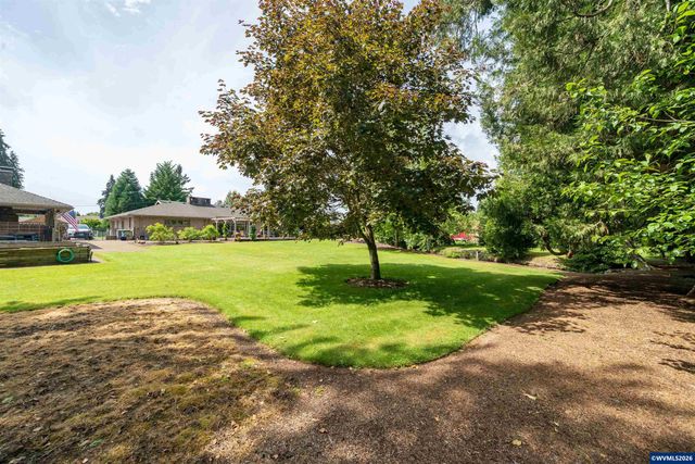 455 W High St, Stayton, OR 97383