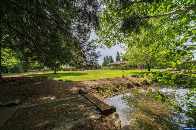 455 W High St, Stayton, OR 97383