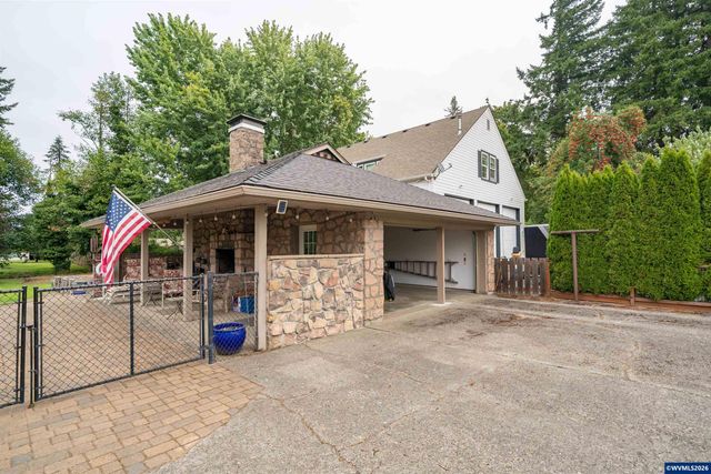 455 W High St, Stayton, OR 97383