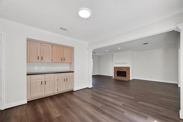 3938 Vauxhall Drive S, Houston, TX 77047