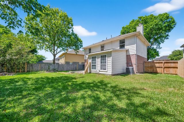 3938 Vauxhall Drive S, Houston, TX 77047