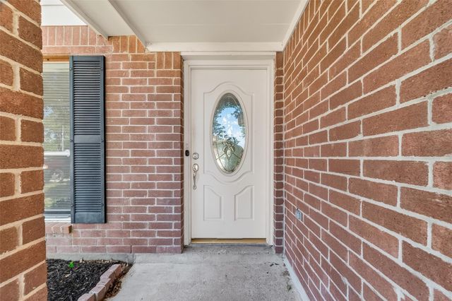 3938 Vauxhall Drive S, Houston, TX 77047