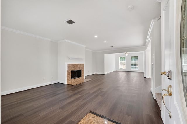 3938 Vauxhall Drive S, Houston, TX 77047