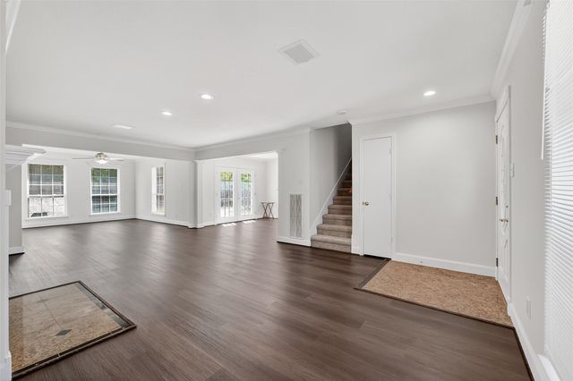 3938 Vauxhall Drive S, Houston, TX 77047