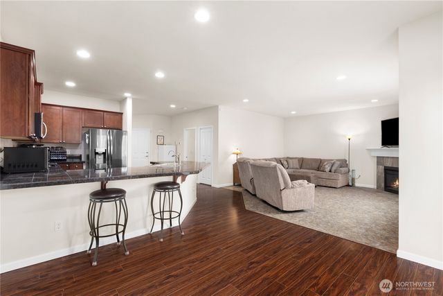 7913 152nd Street Ct E, Puyallup, WA 98375