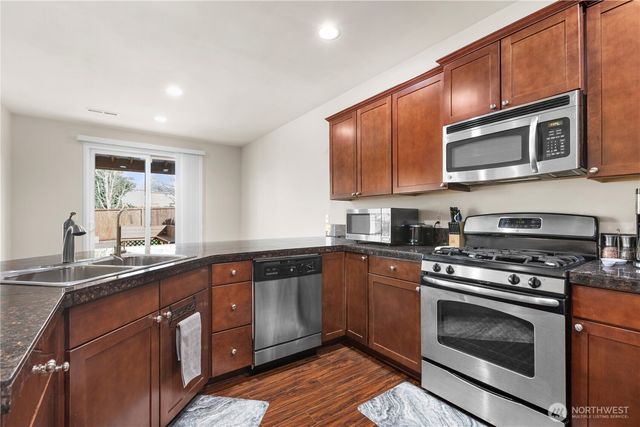 7913 152nd Street Ct E, Puyallup, WA 98375