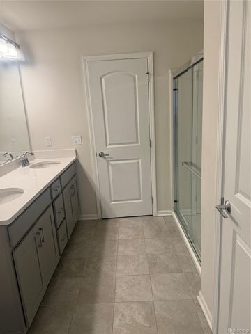 8692 Pioneer Street 10, Washington Township, MI 48094