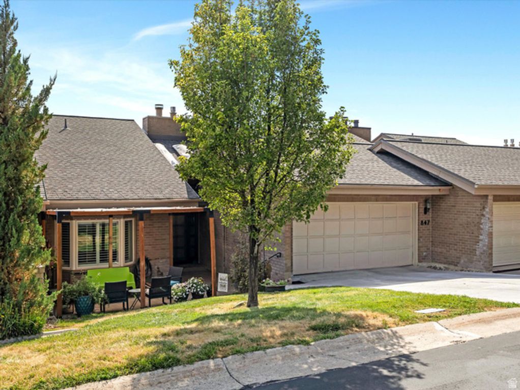 847 N JUNIPERPOINT DR, Salt Lake City, UT 84103 — photo 2