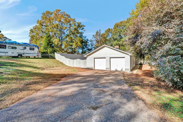 16 Willow Pines Court, Spartanburg, SC 29303