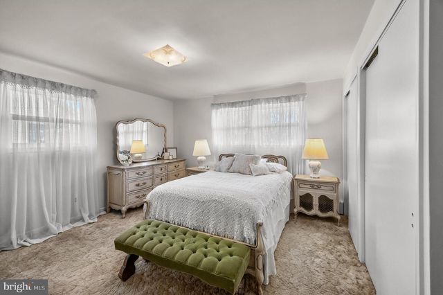 59 N CHESTER AVE, Delran, NJ 08075