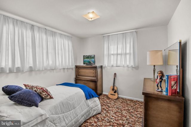 59 N CHESTER AVE, Delran, NJ 08075