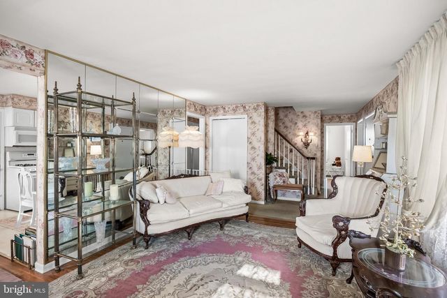 59 N CHESTER AVE, Delran, NJ 08075