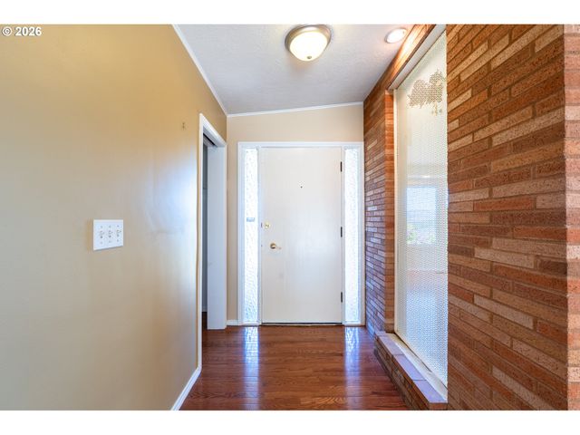 12640 Ne ROSE Pkwy, Portland, OR 97230