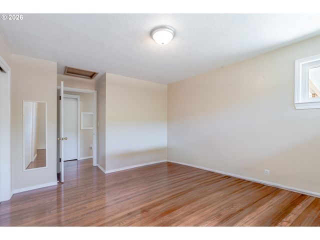12640 Ne ROSE Pkwy, Portland, OR 97230