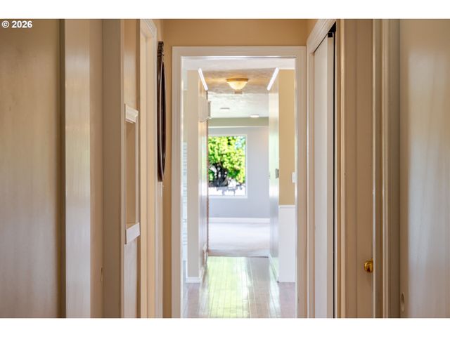 12640 Ne ROSE Pkwy, Portland, OR 97230
