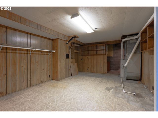 12640 Ne ROSE Pkwy, Portland, OR 97230