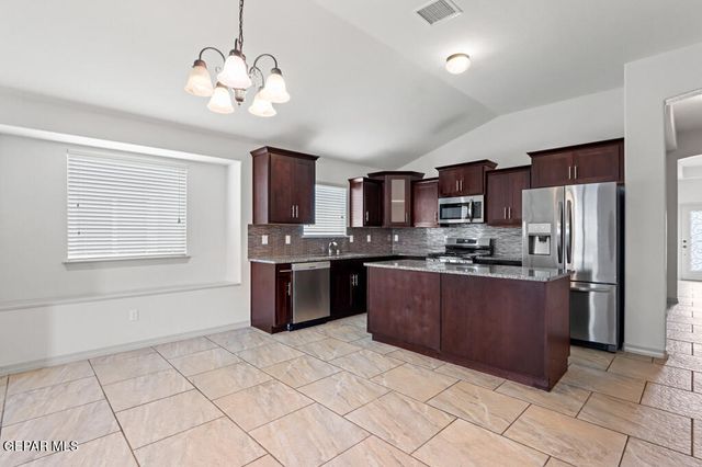 12235 joaquin roman Lane, El Paso, TX 79938