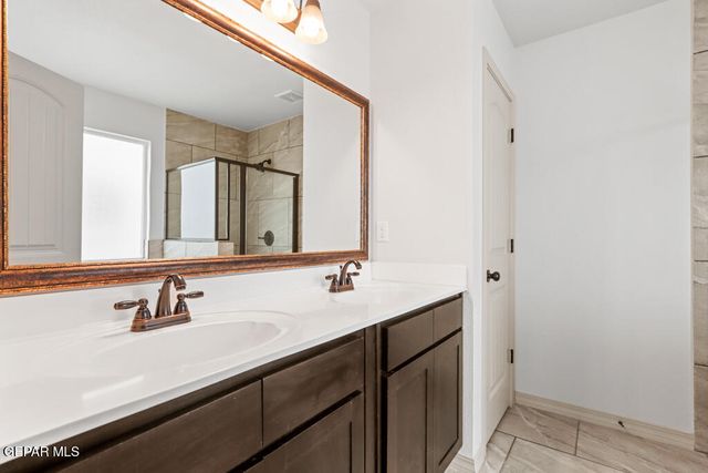 12235 joaquin roman Lane, El Paso, TX 79938