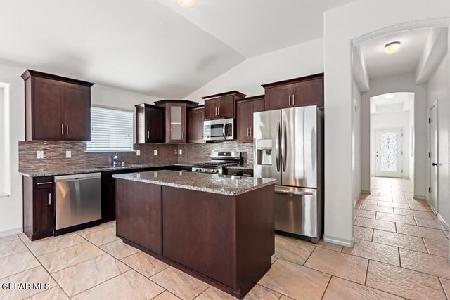 12235 joaquin roman Lane, El Paso, TX 79938