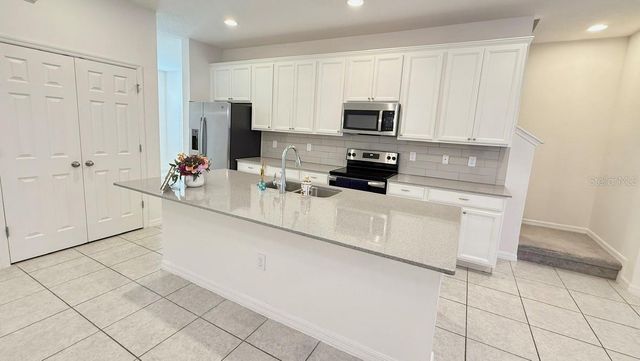 8167 MOSAIC LANE, Winter Garden, FL 34787