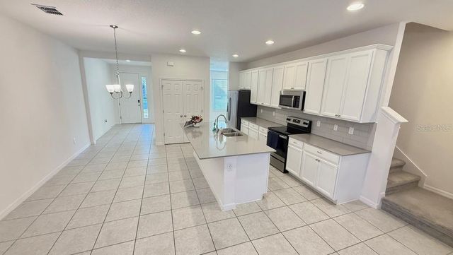 8167 MOSAIC LANE, Winter Garden, FL 34787