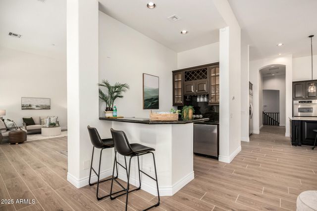 2069 E CEDAR Place, Chandler, AZ 85249