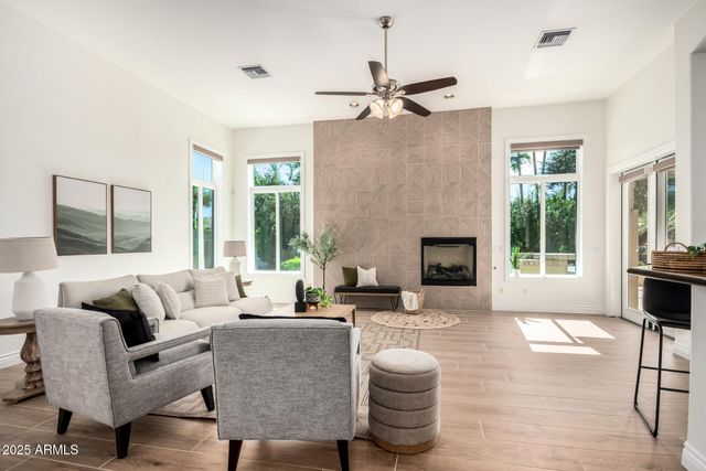 2069 E CEDAR Place, Chandler, AZ 85249