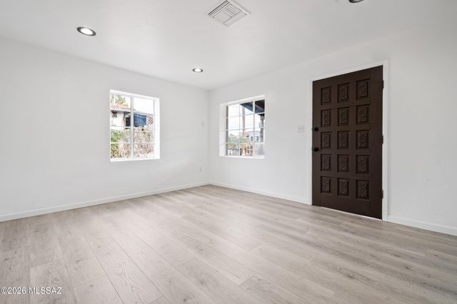 328 W 38th Street, Tucson, AZ 85713