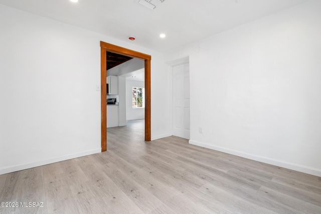 328 W 38th Street, Tucson, AZ 85713