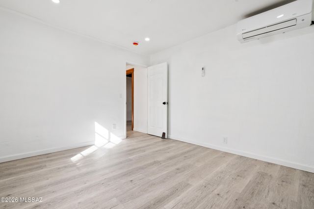 328 W 38th Street, Tucson, AZ 85713