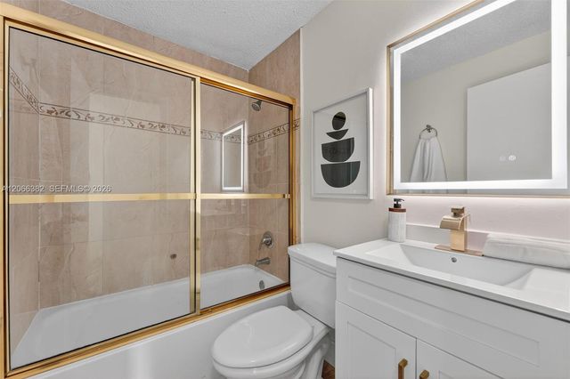 2710 Azalea Avenue, Miramar, FL 33025