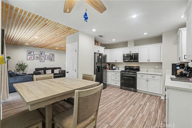 1136 Hancock, San Bernardino, CA 92411