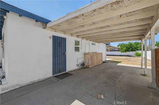 1136 Hancock, San Bernardino, CA 92411