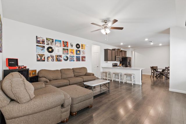 3916 Oak Creek Circle, Denison, TX 75020
