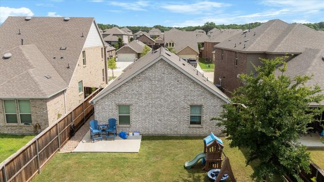 3916 Oak Creek Circle, Denison, TX 75020
