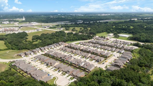 3916 Oak Creek Circle, Denison, TX 75020