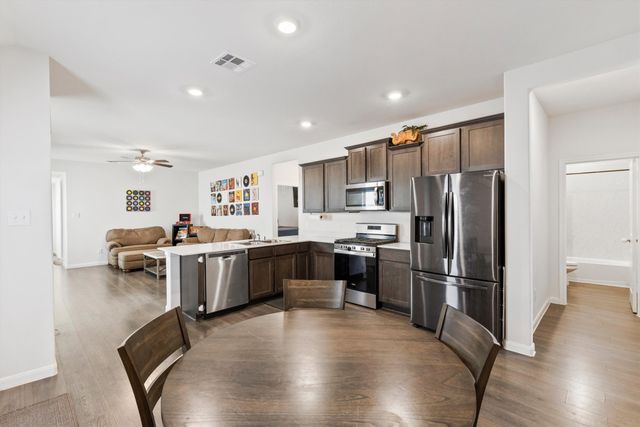 3916 Oak Creek Circle, Denison, TX 75020