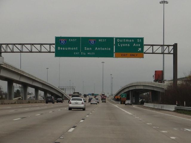 2203 Brewster Street, Houston, TX 77026