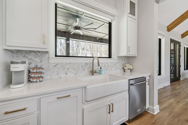 192 Cr 4707, Troup, TX 75789