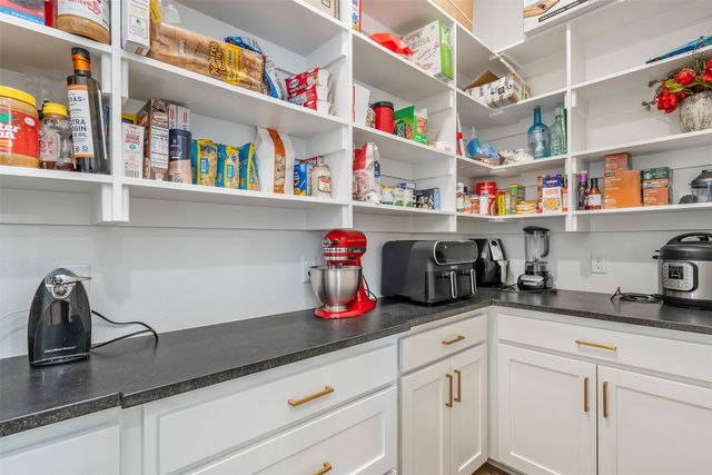 192 Cr 4707, Troup, TX 75789