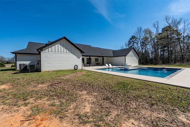 192 Cr 4707, Troup, TX 75789